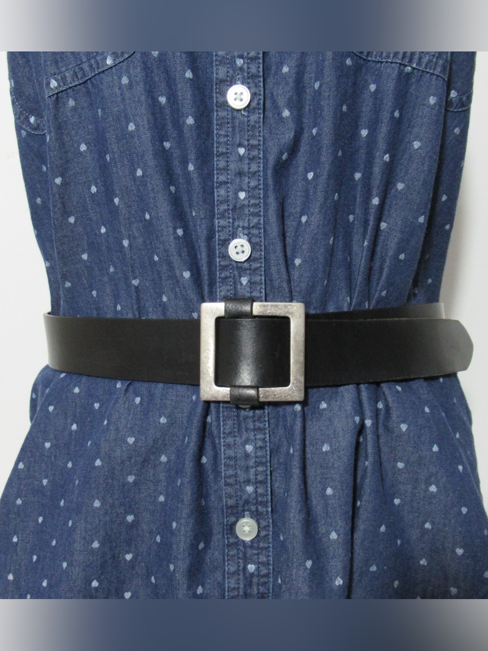 Lorena Antoniazzi Black Leather Belt Adjustable Sizing Quiet Luxury
Minimalist